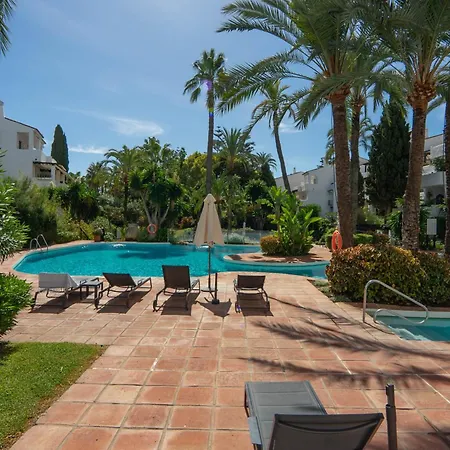 Luxury In Puento Apartment